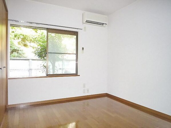 アルカディアの物件内観写真